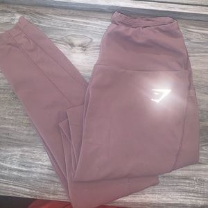Gym shark leggings